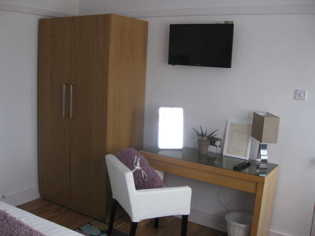 Archways B&B Rosslare Harbour Екстер'єр фото